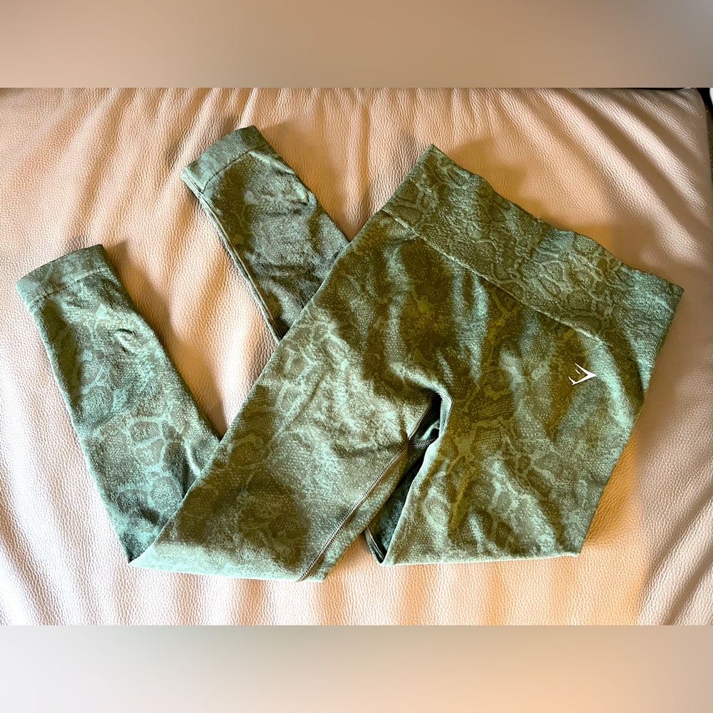 GymShark Adapt Animal seamless leggings.